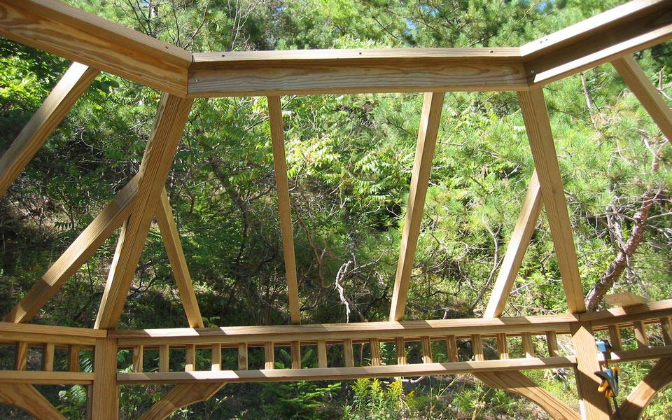 outdoor wooden octagon deck gazebo build in Toronto